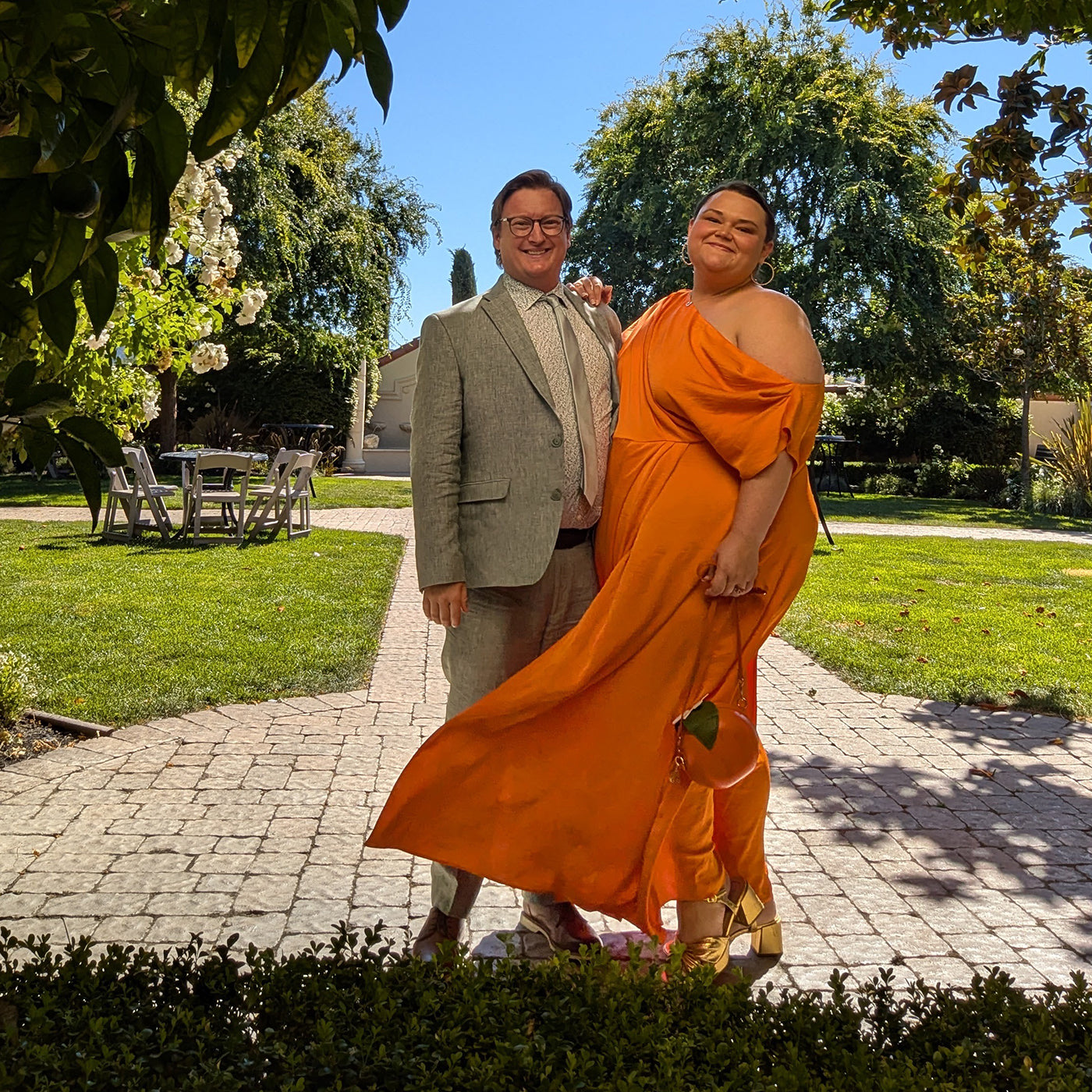 Comfort Across Continents: Wydr Joins Sara on Every Adventure