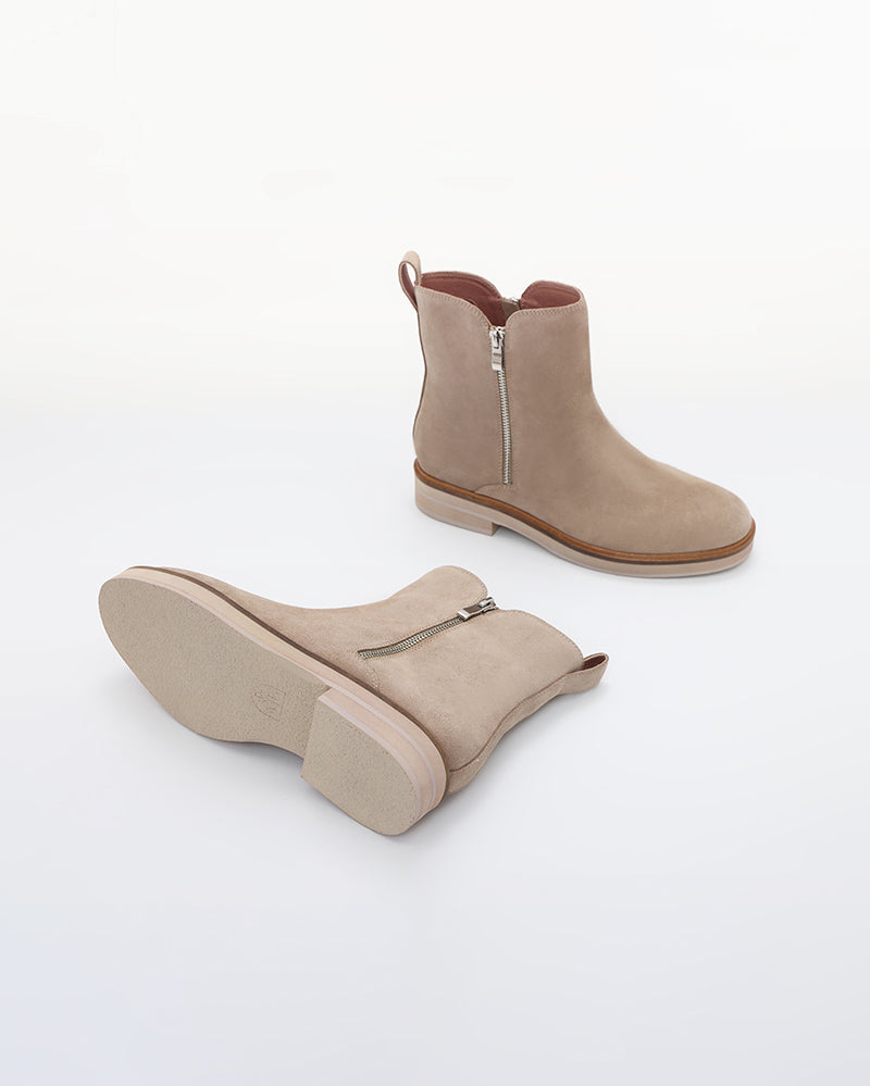 City Voyager Zip Boots