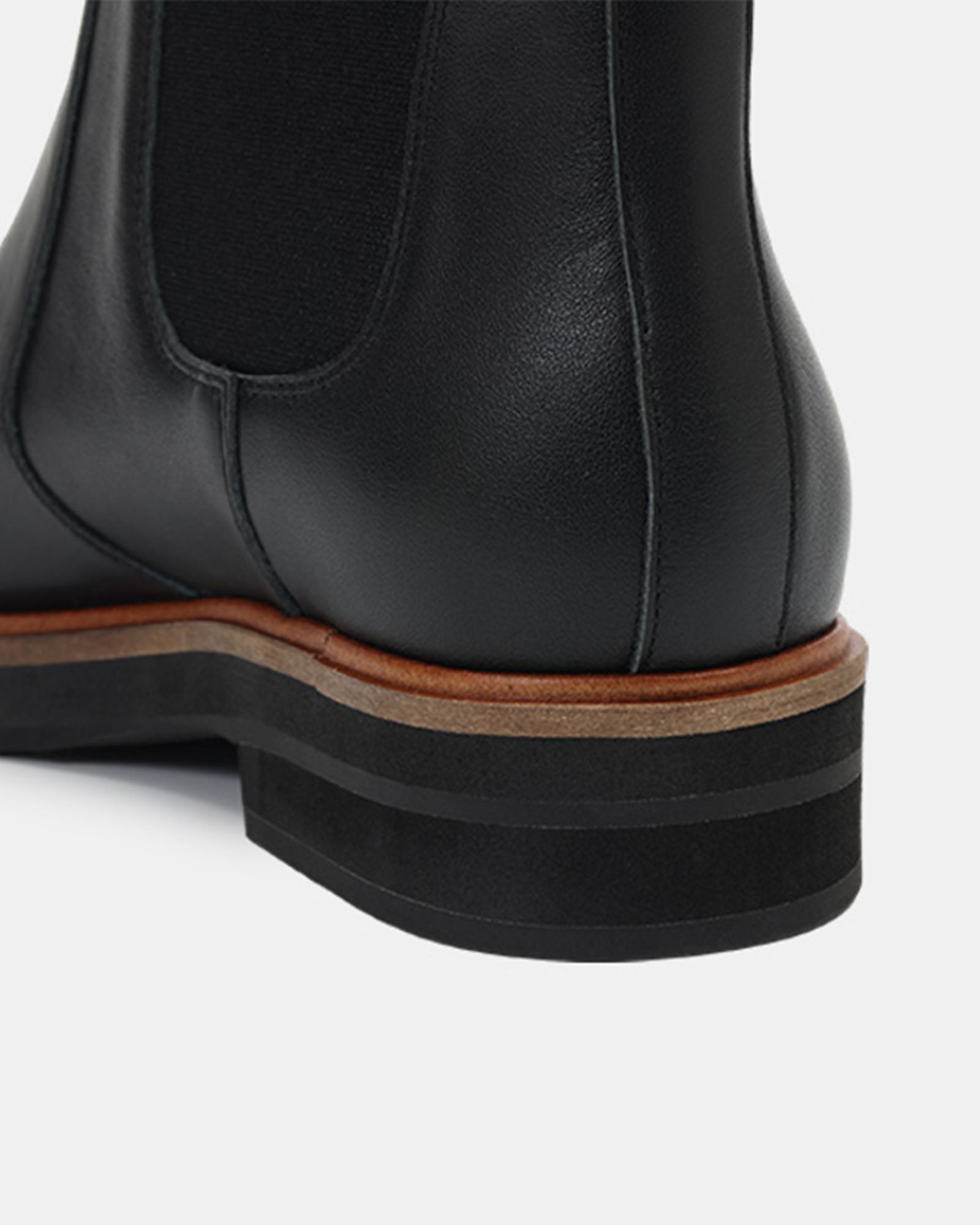 Genesys Leather Chelsea Boots