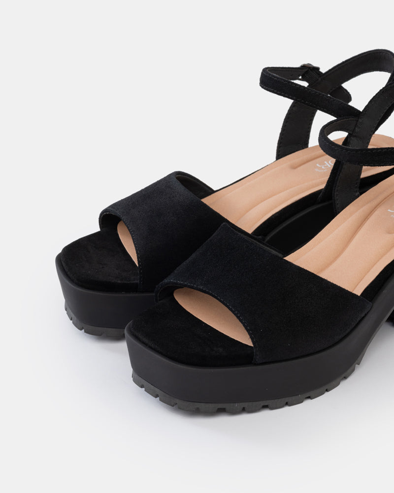 Iris Clog Mary Jane