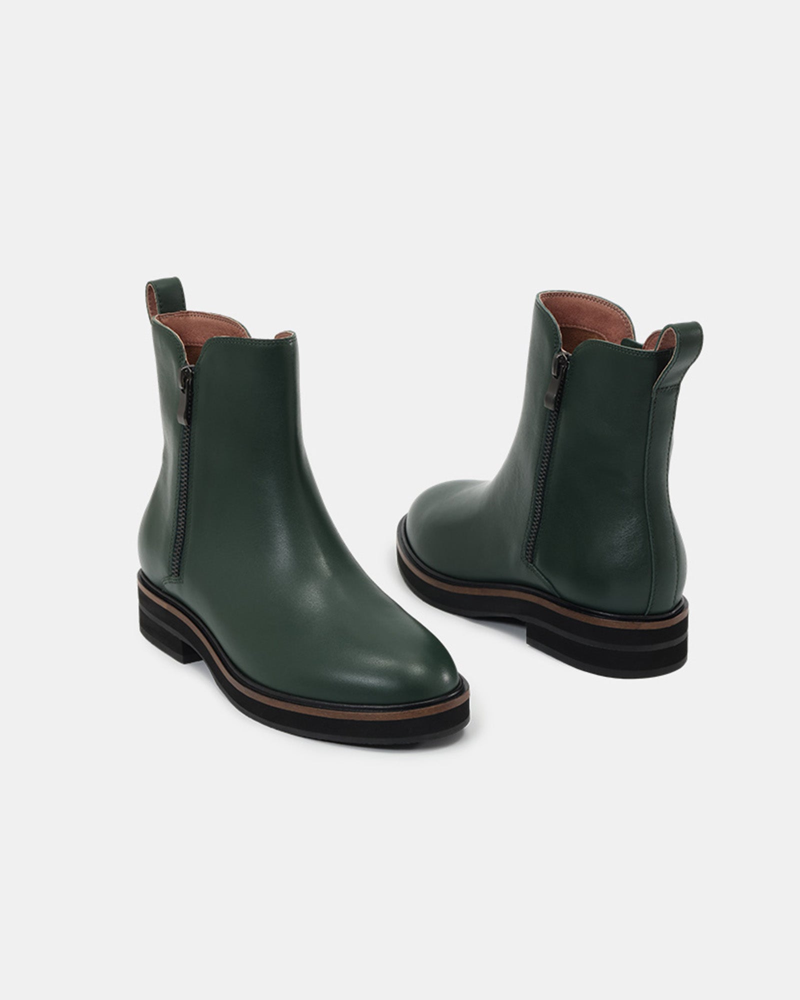 City Voyager Leather Zip Boots