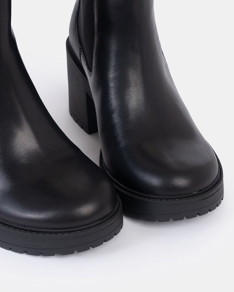 Rebel Lug Heel Chelsea