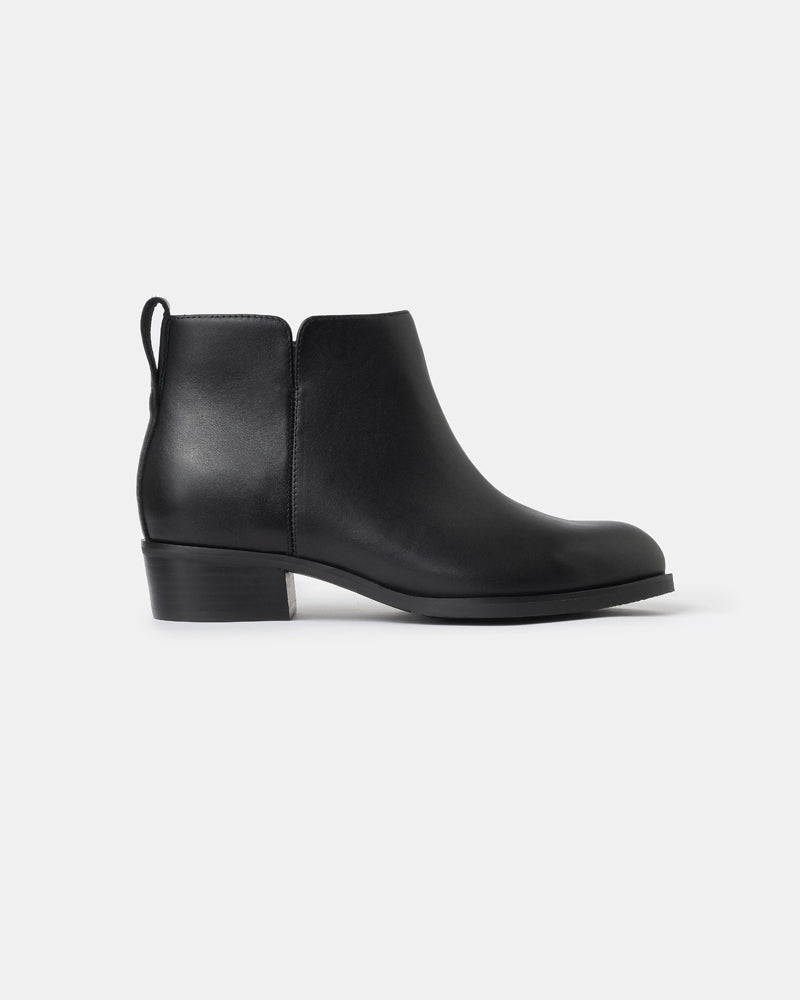 Metro Muse Everyday Zip Bootie