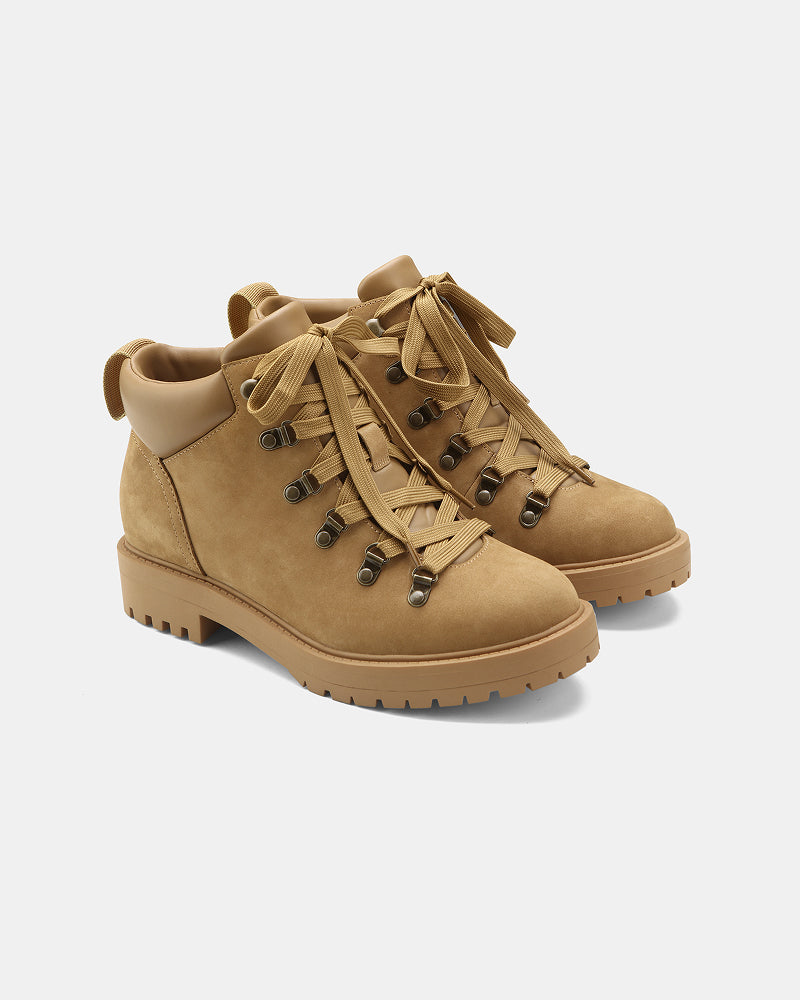 Scout Lug Hiker Boots