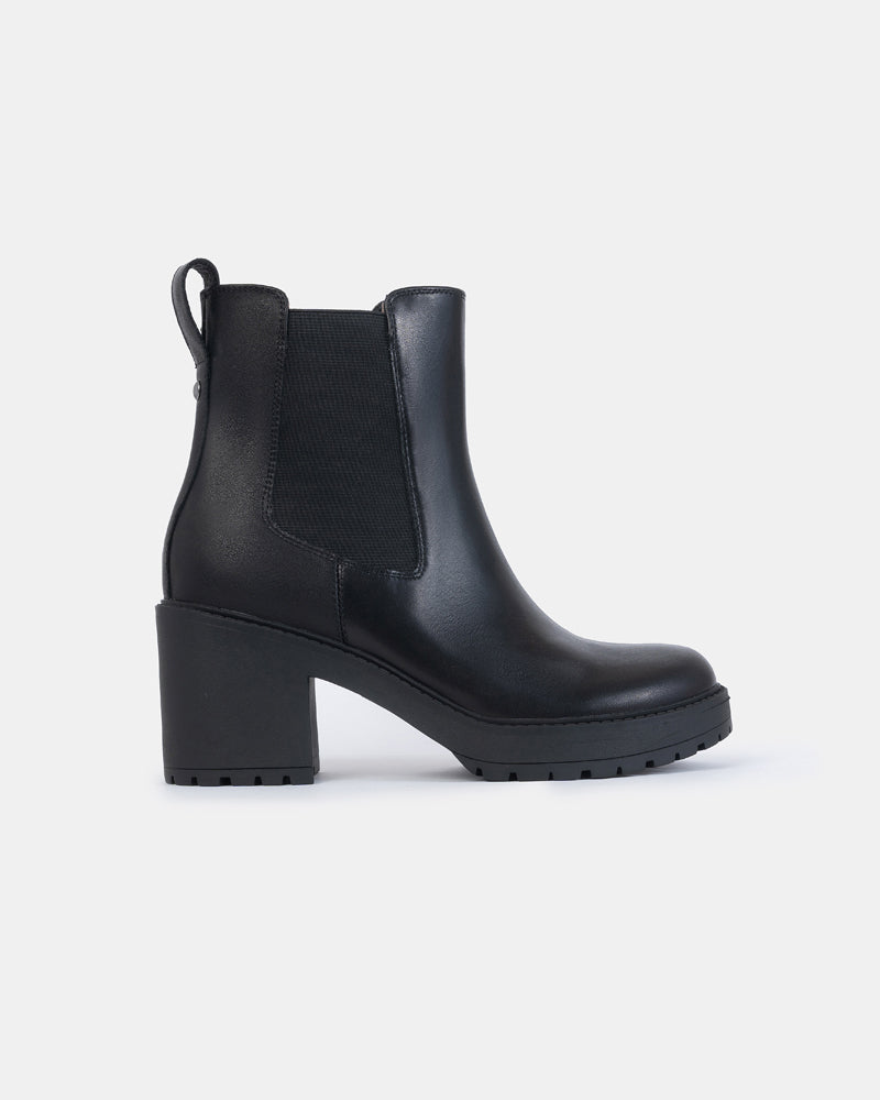Chelsea Boot Booties With Wide Ankle Opening Black Wide Fit PU