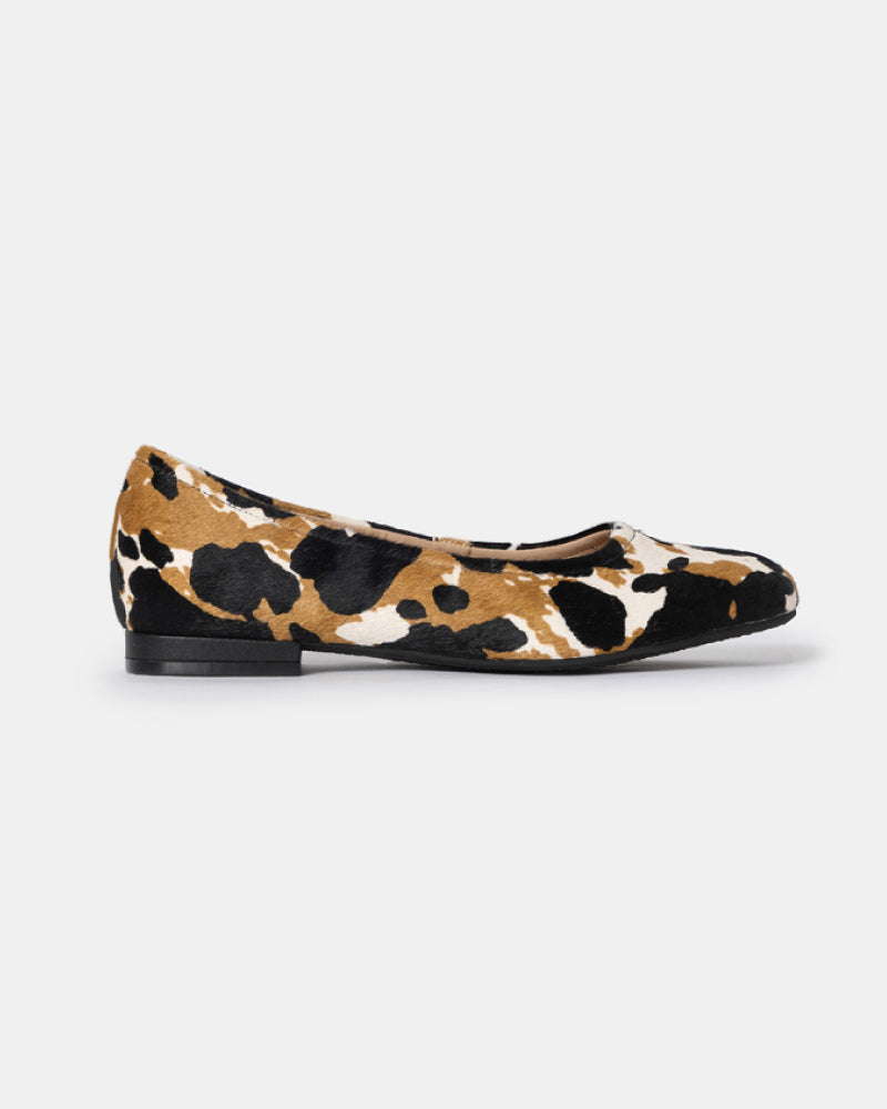 Comfortable Shoes for Bunions | Colette Wide Ballet Flats | Wydr