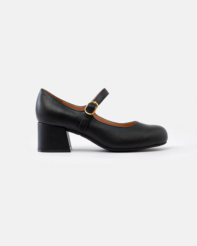 womens wide black dress shoes Pompadour 18th Century Leather Shoes Wide (Black) 10W