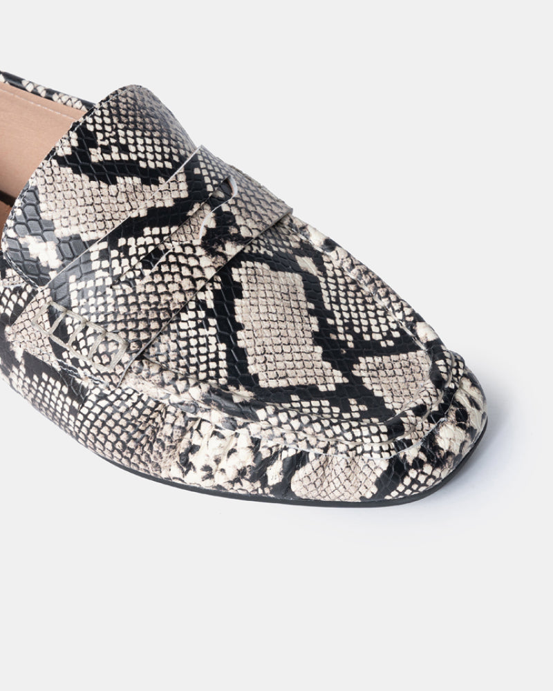 Lana Ruched Loafers