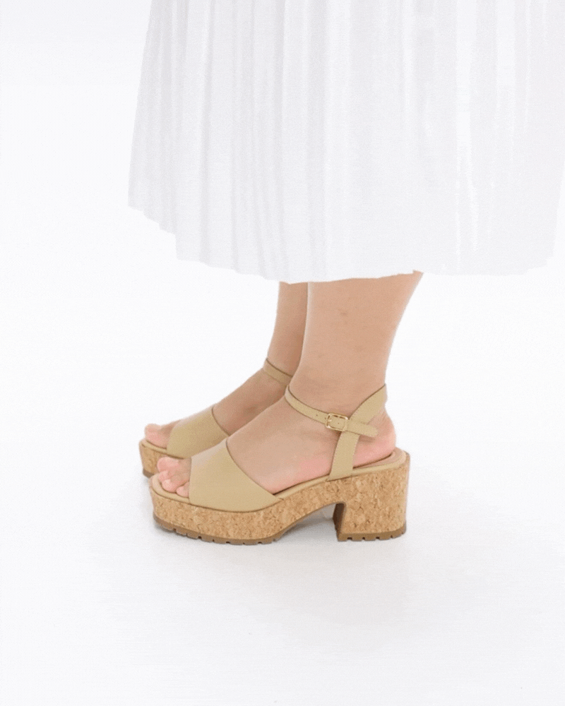 Iris Clog Mary Jane