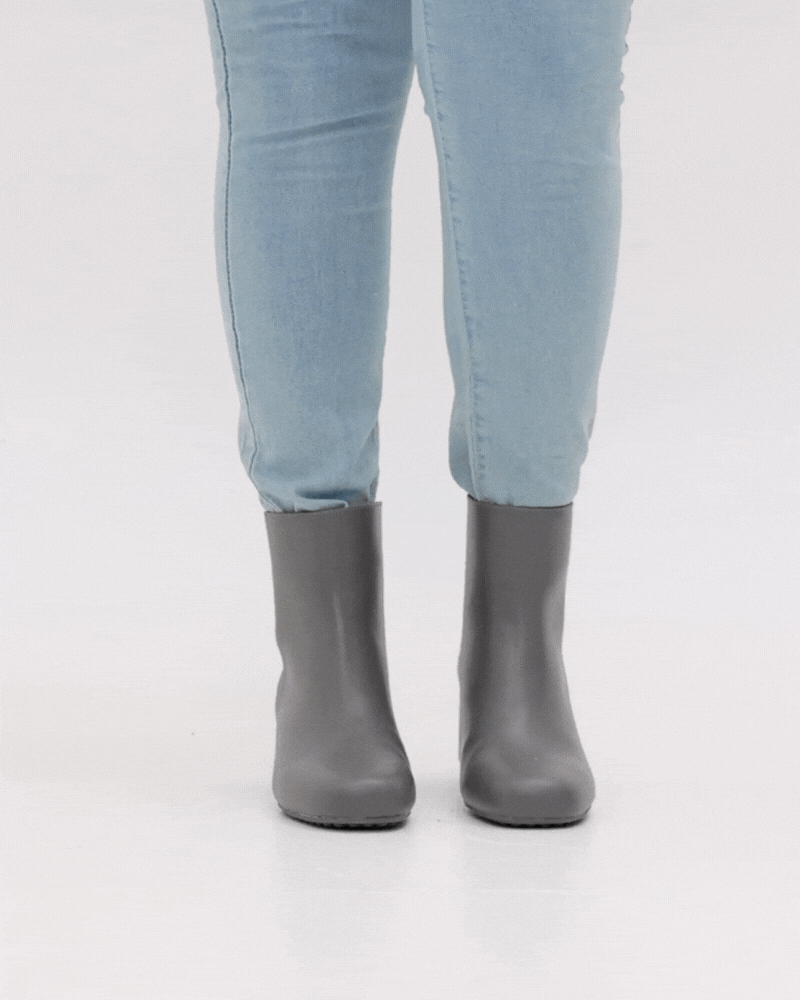 Jackie Half Stretch Heel Bootie