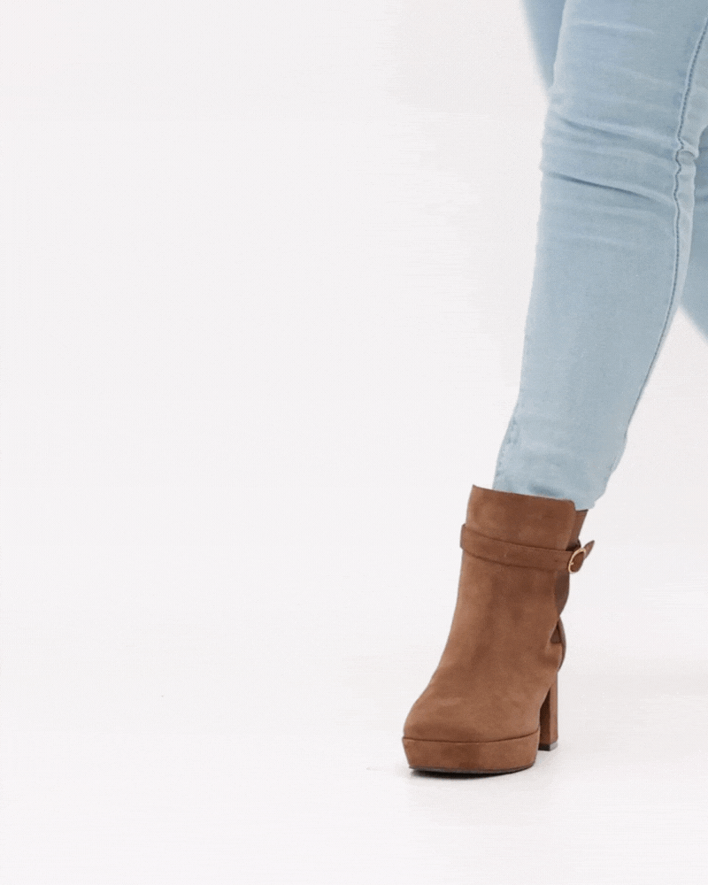 Janis Platform Chelsea Bootie