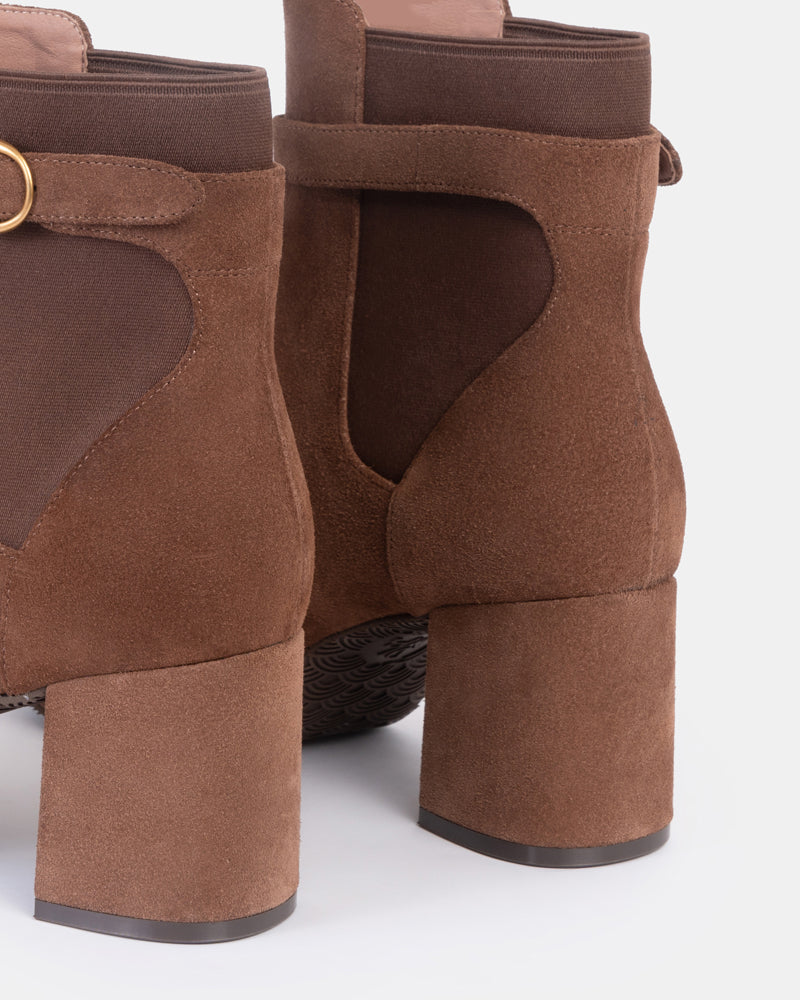 Janis Platform Chelsea Bootie