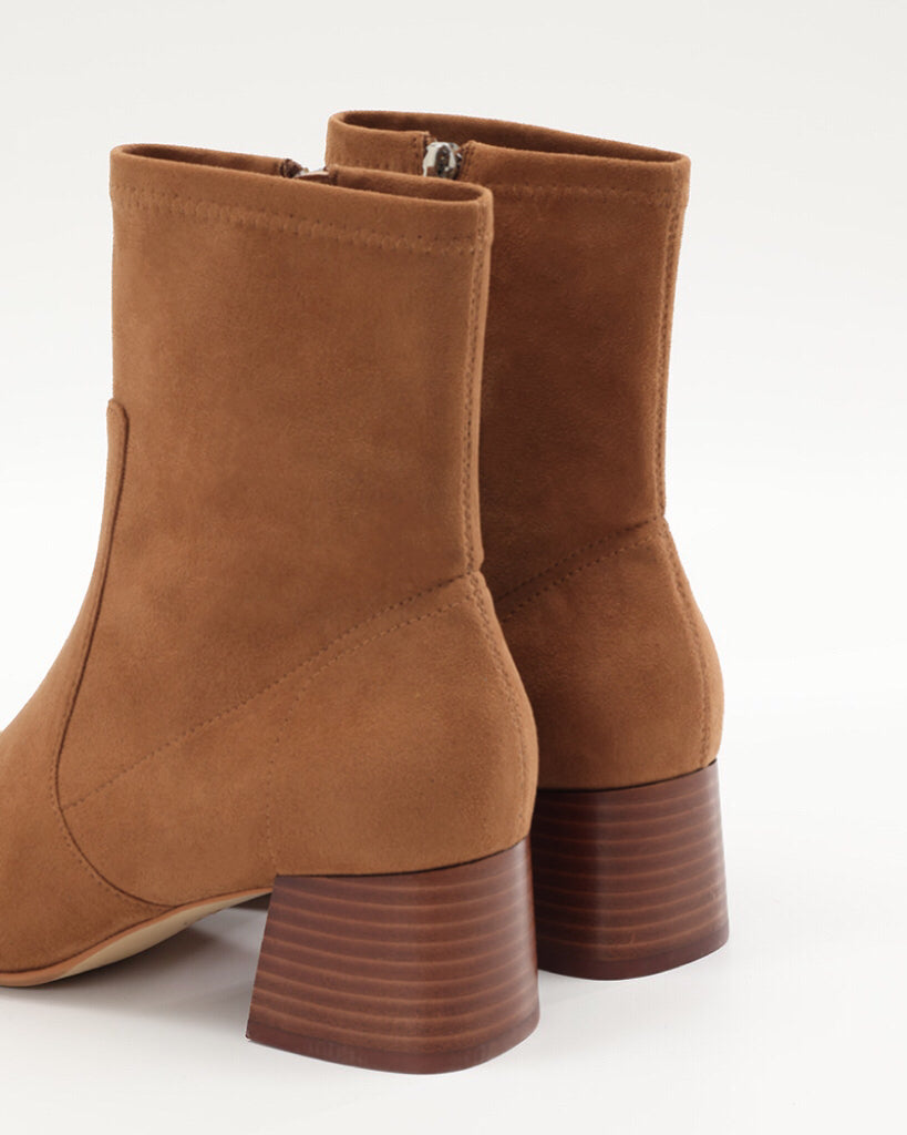 Cynosure Sock Boots