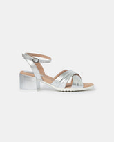#Color_Metallic Silver