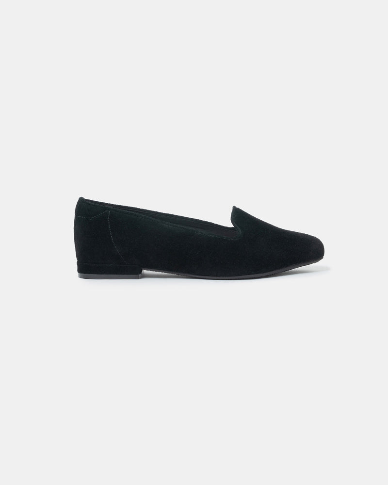 #Color_Black Suede