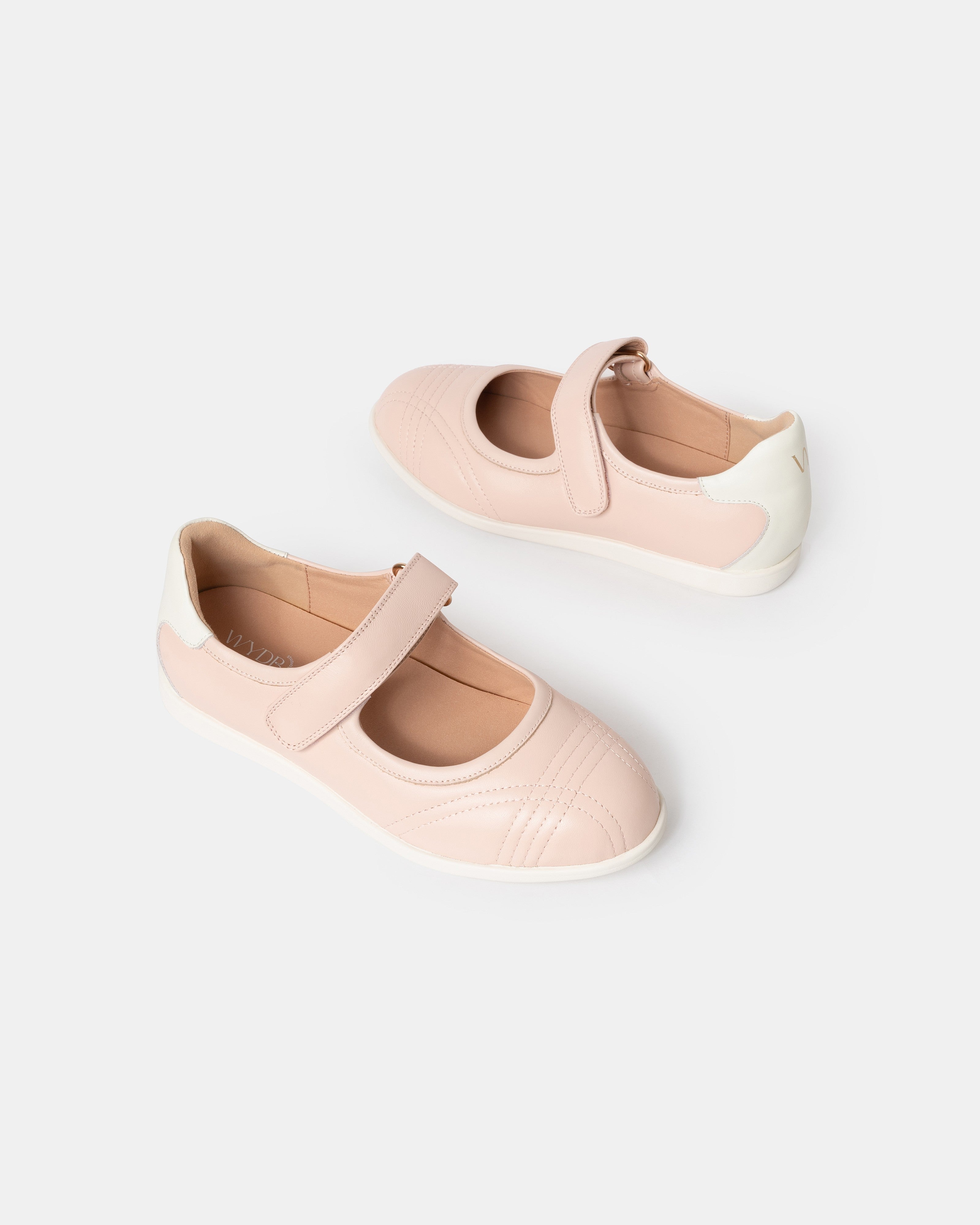 Pia Sneakerina Mary Jane