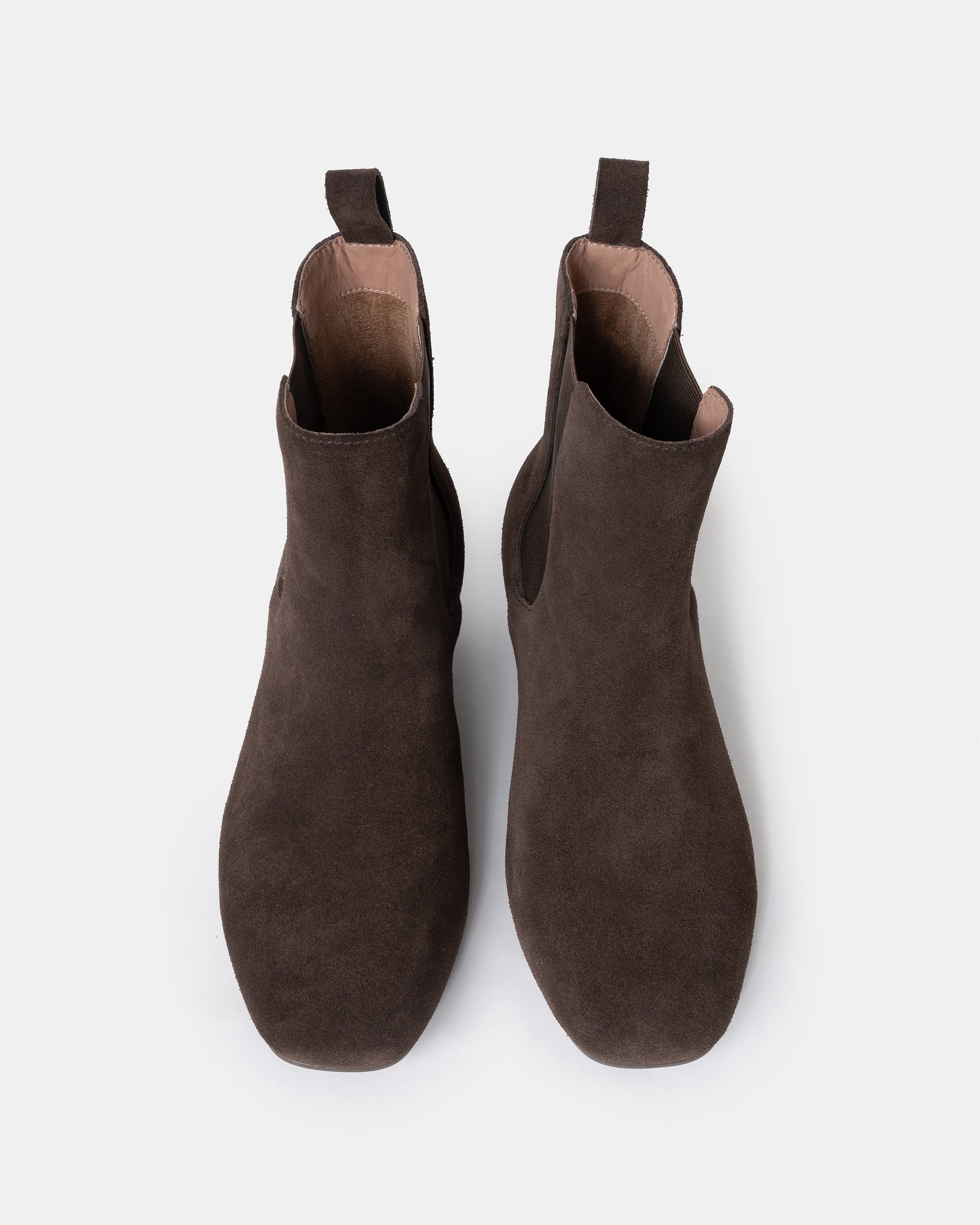 Mabel Low Heel Chelsea Boots