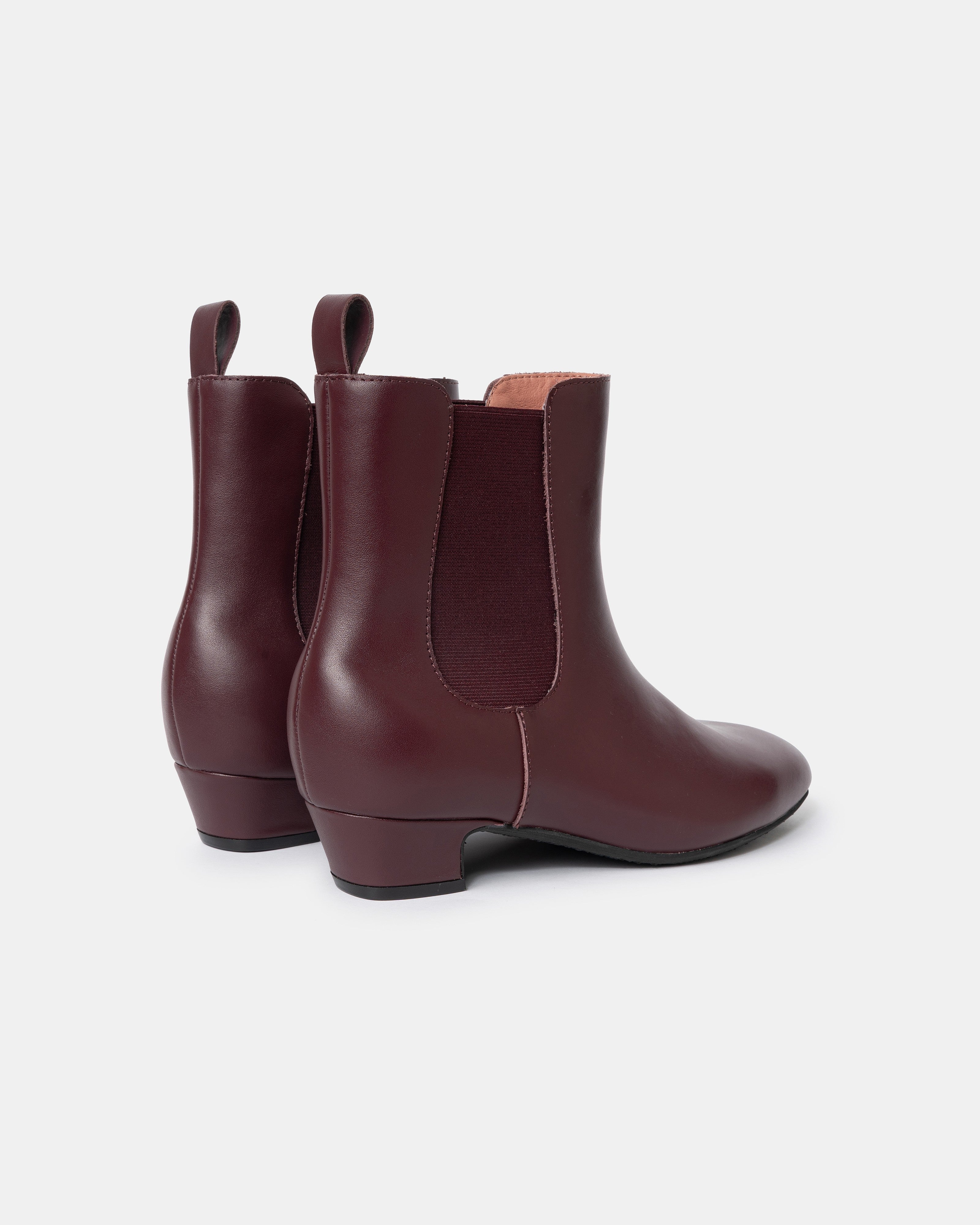 Mabel Low Heel Chelsea Boots