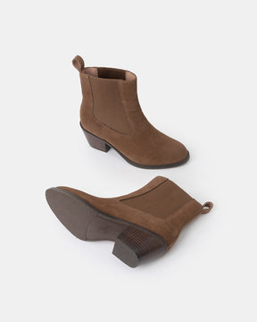 Dakota Chelsea Boots