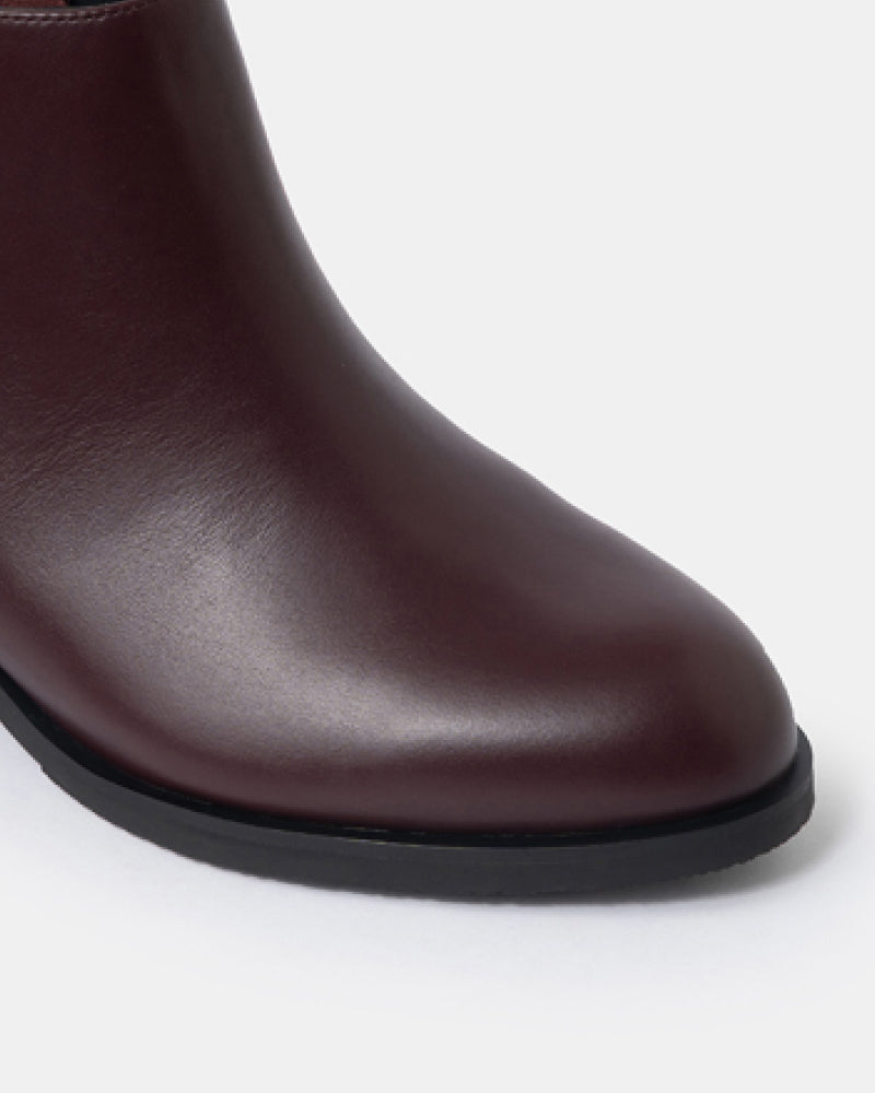 Metro Muse Everyday Zip Bootie
