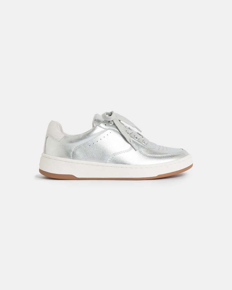 Nomad Everyday Sneakers