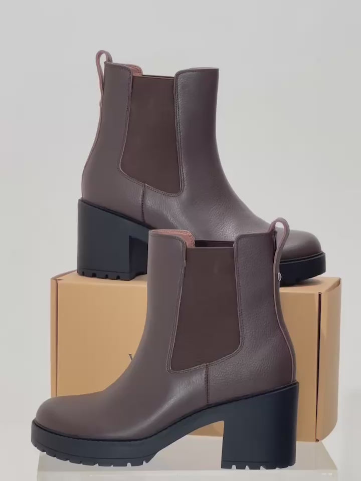 #Color_Brown