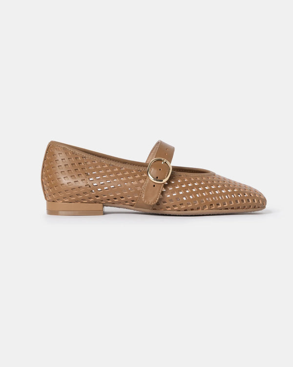 #Color_Dark Camel (Perforated)
